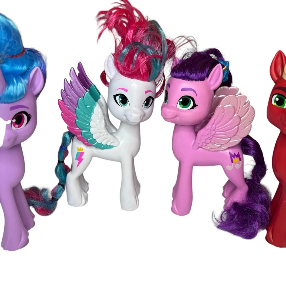 My Little Pony Shining Adventures Collection Figures